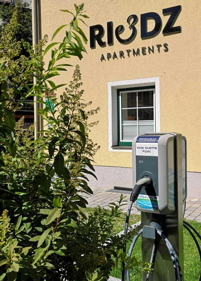 Riedz Apartments Innsbruck- Zentrales Apartmenthaus mit grüner Oase Exterior foto